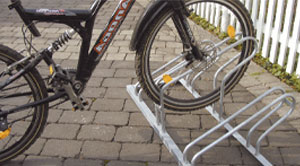 Cykelstativet giver en sikker parkering af cyklen