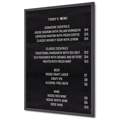 Sort bogstavstavle - 60x80 cm